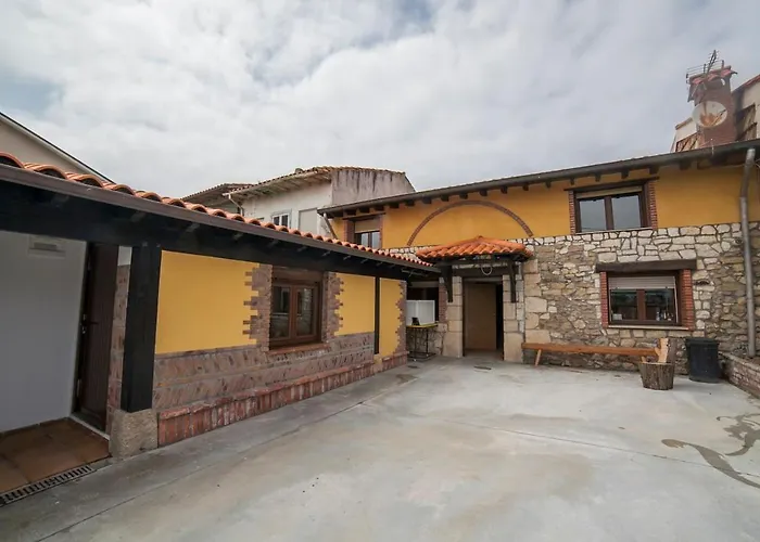 Casa Montanesa